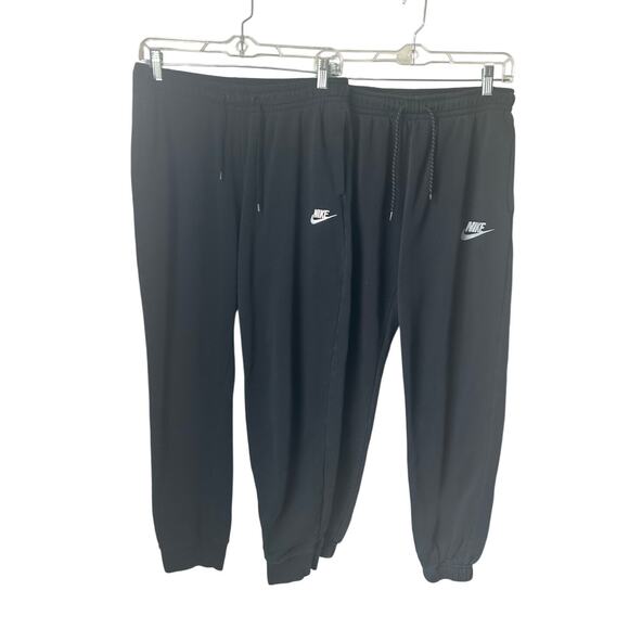 Bundle of 2 Nike Black Sweat Pants - Medium - Picture 1 of 8